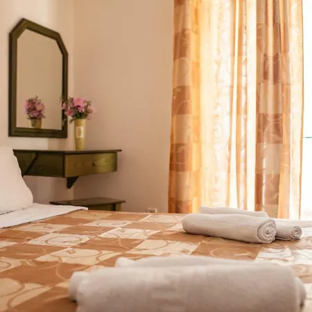 Hotel Cariatis 2*